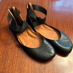 Gentle Souls Women’s Black Bay Unique Ballet Flat size 10
